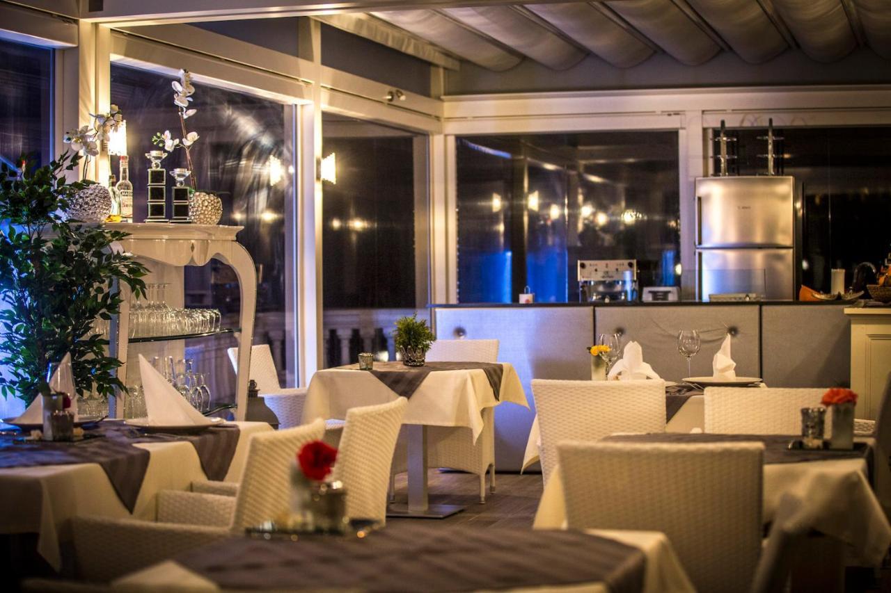 Villa La Perla 리카타 외부 사진