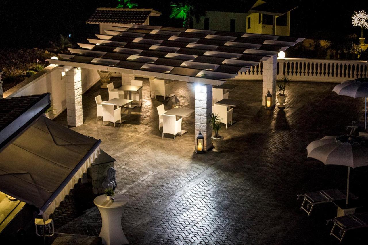 Villa La Perla 리카타 외부 사진